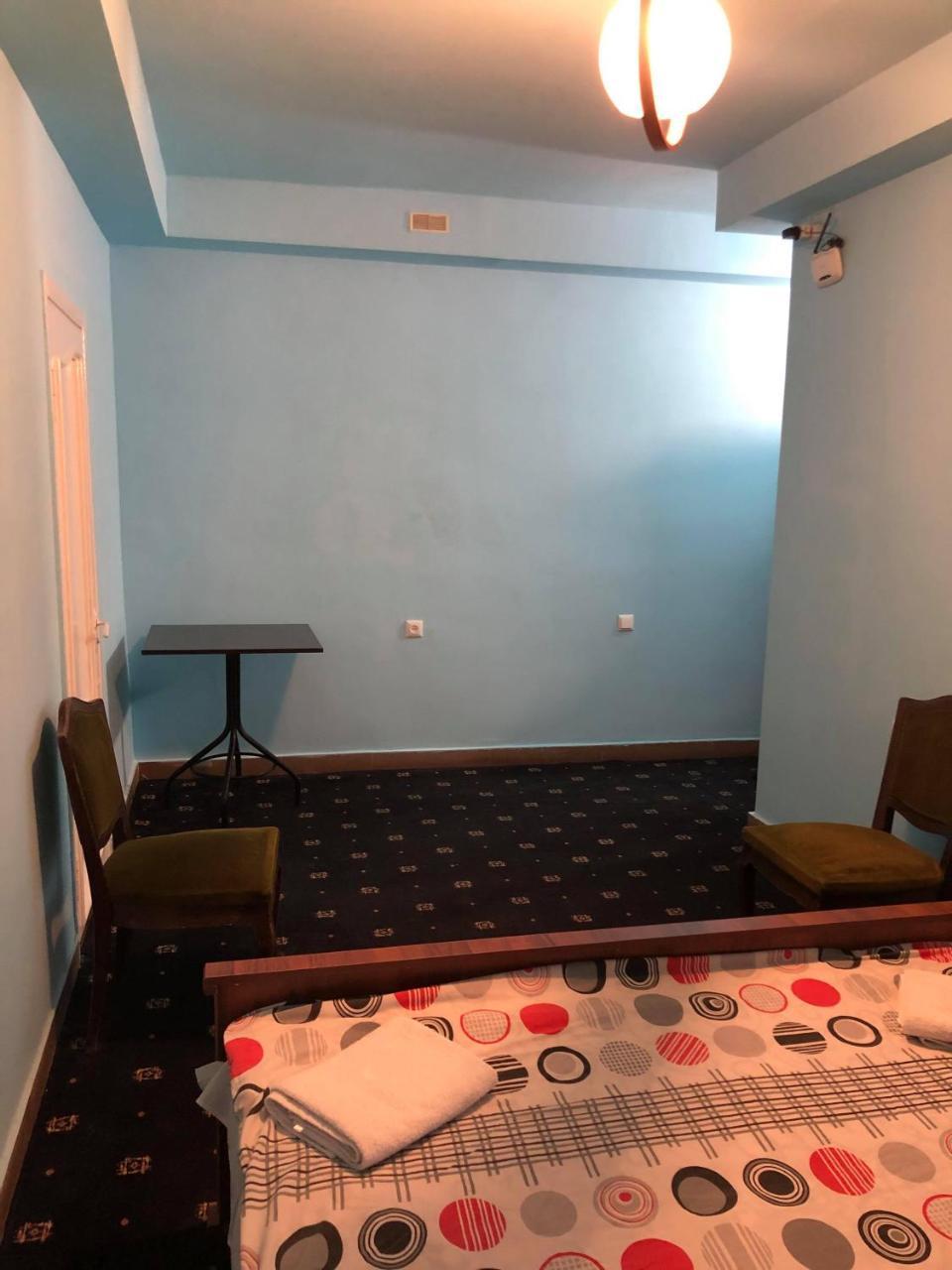 Best Hostel Republic Square Erivan Exterior foto