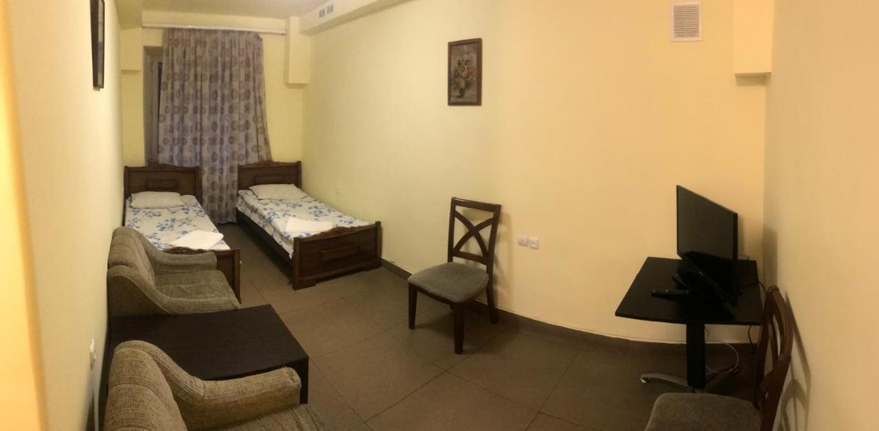 Best Hostel Republic Square Erivan Exterior foto